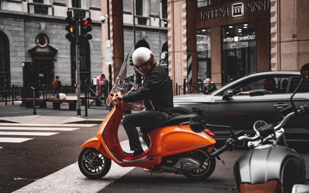 Windscherm scooter monteren